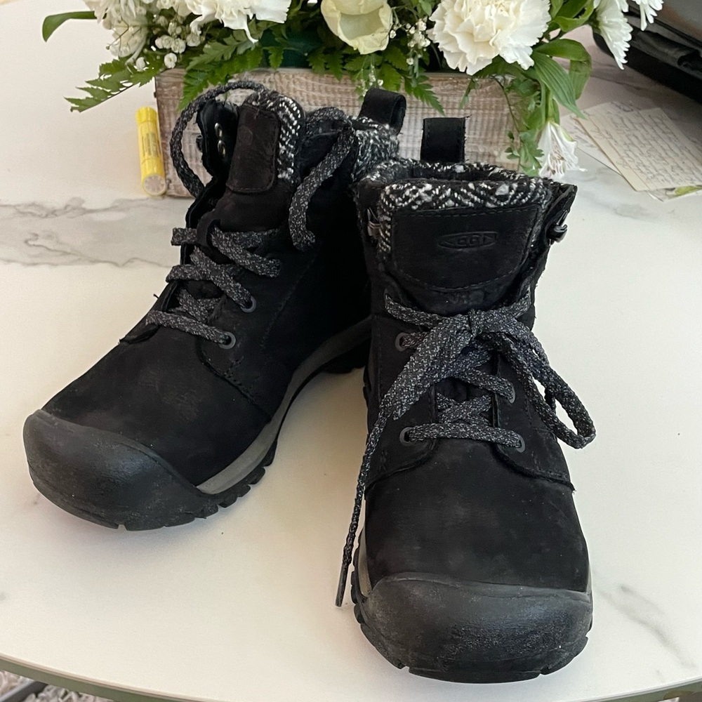 Ladies Keen Winter Boots Black